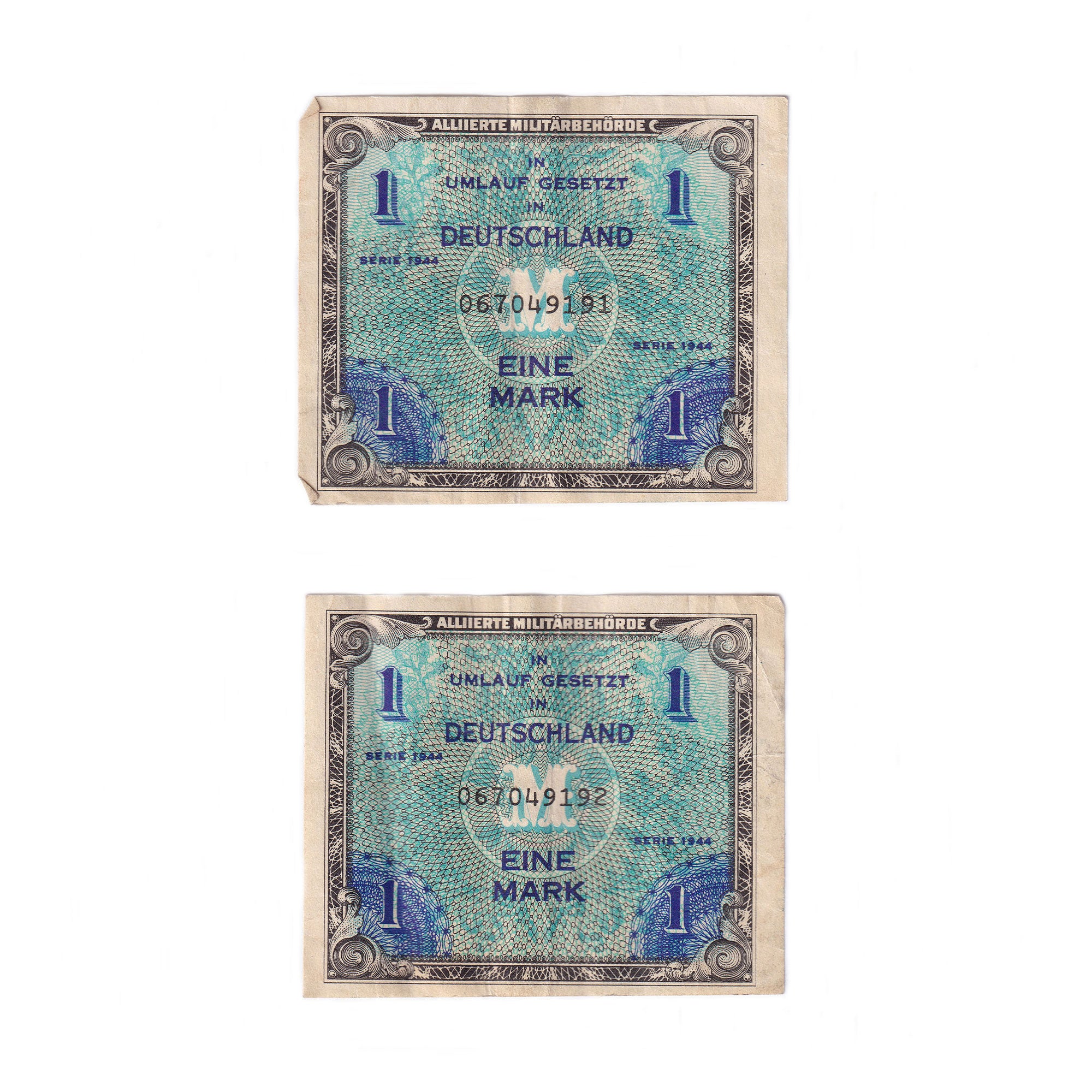 A set of 2 WWII Deutschland Eine Mark 1 bank notes