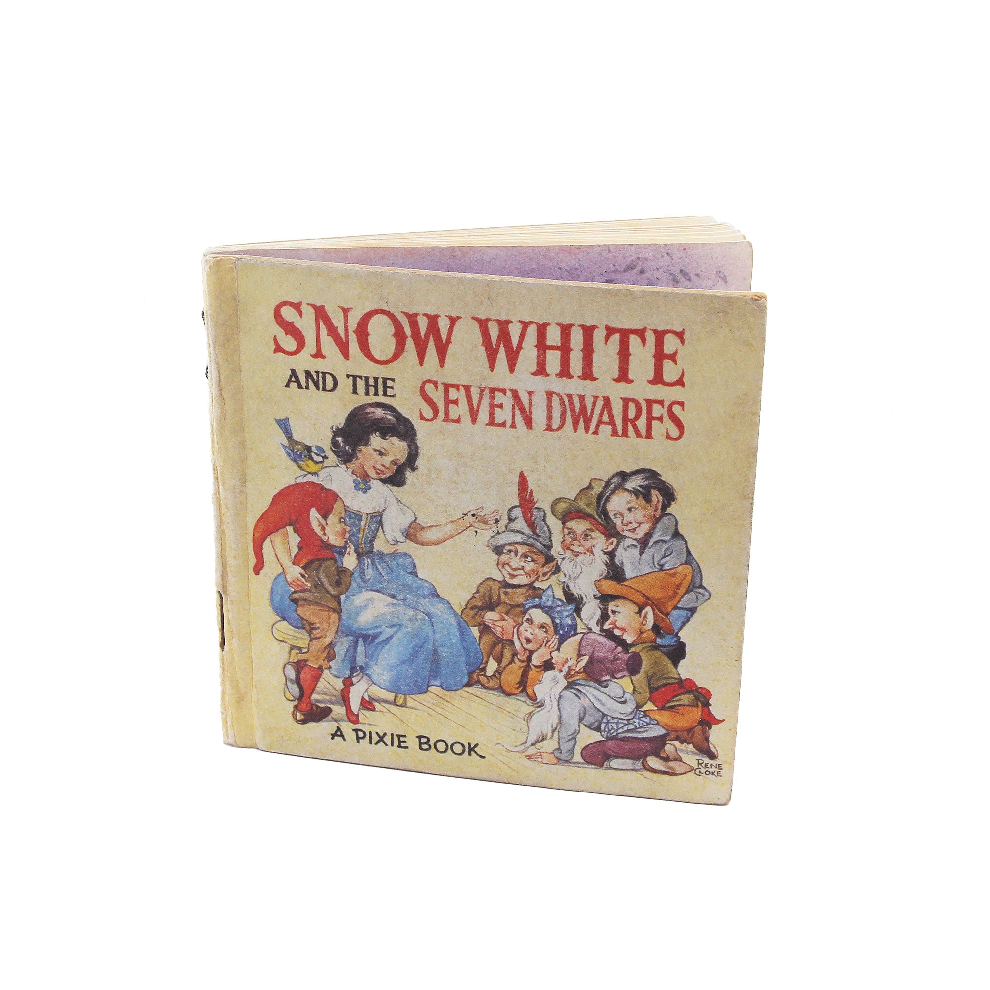 A little pixie book of Snow White and the Seven Drawfs