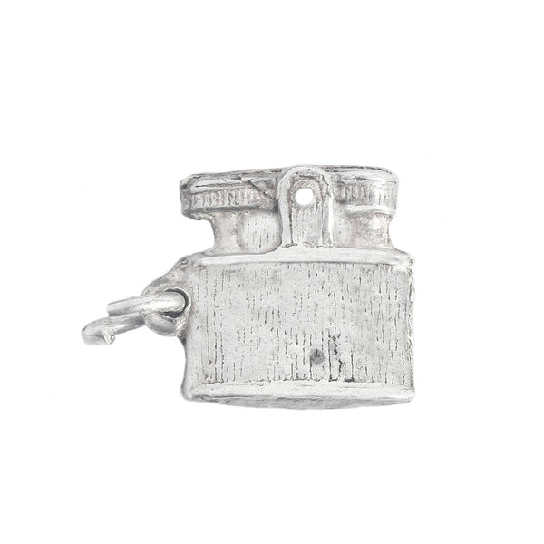 A classic cigarette lighter charm in sterling silver 