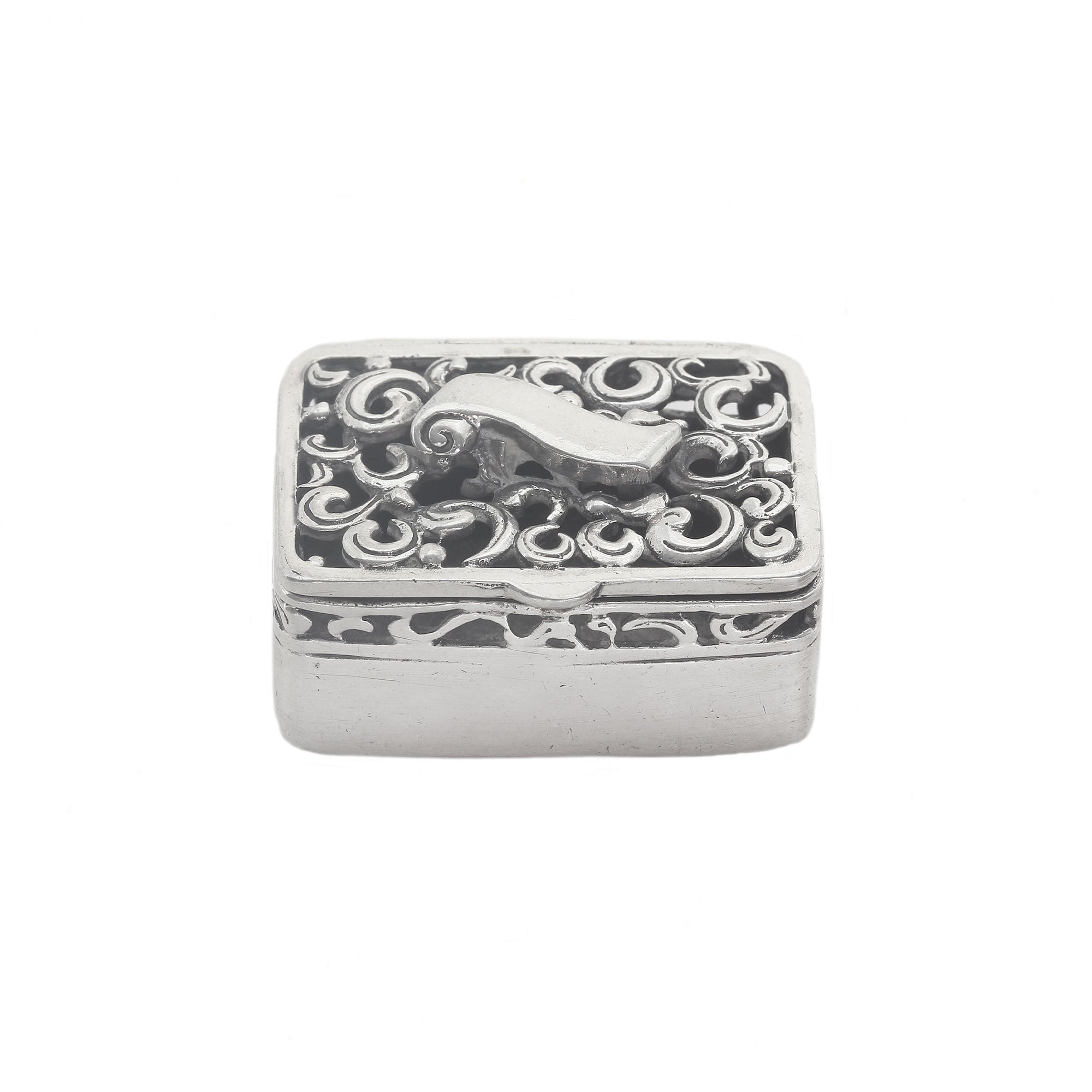 A vintage silver 800 hallmarked French snuff box circa 1940