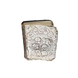 A beautiful Edwardian miniature common prayer book with silver cover dated 1904